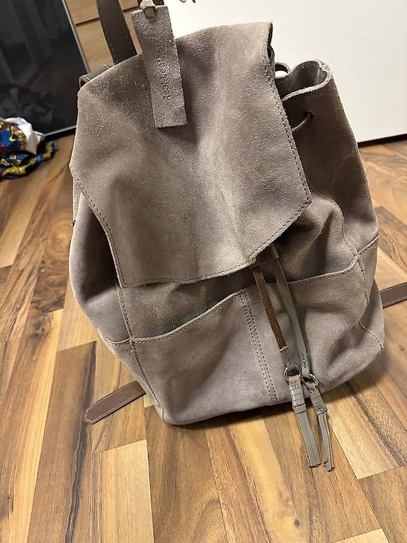 Zaini: Rucksack Wildleder  – Usato da St. Gallen venduto da mustang96 1