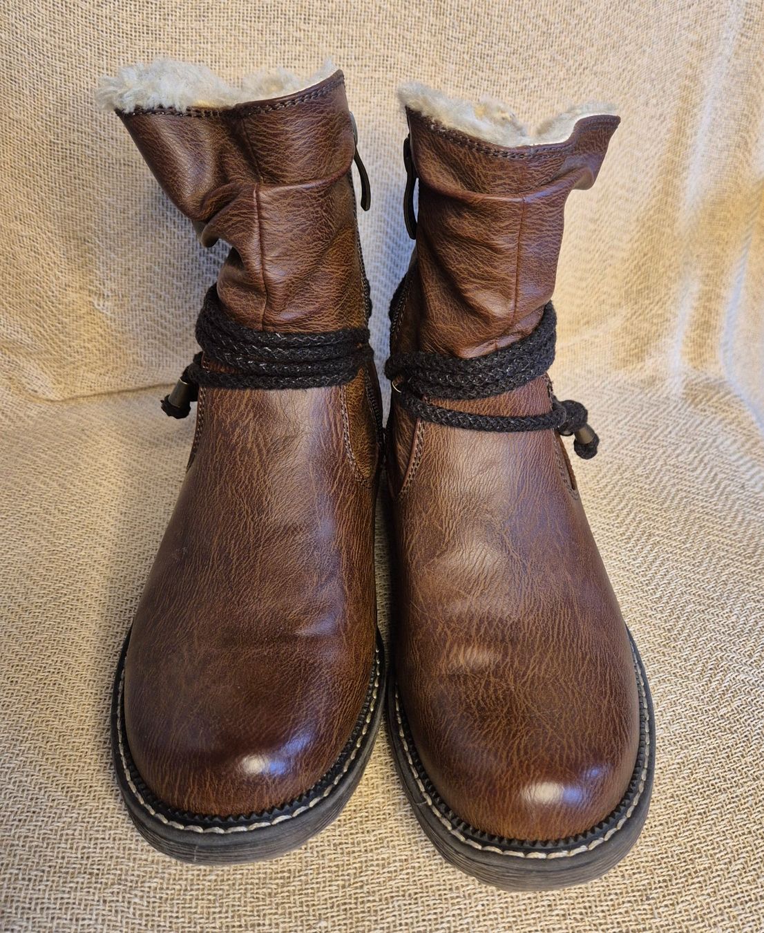 Chaussures femmes: Lederstiefel – D'occasion à Leissigen par ali_k9v8 4