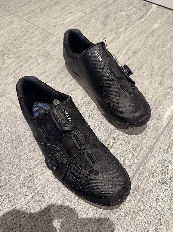 Herrenschuhe: Veloschuhe – Gebraucht aus Bad Ragaz von Andrin.steinbacher