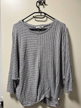 Graues Damen Langarmshirt Gr. M,