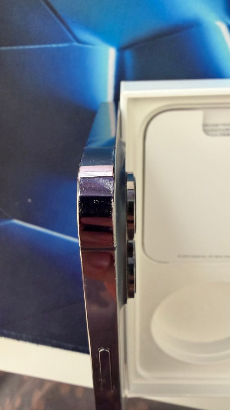 Apple Telefoni cellulari / Smartphones: iPhone 14 Pro Max – 256GB – Deep Purple – Usato da Kloten venduto da mey_sxr9 6