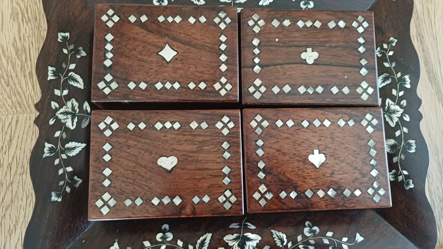 Giochi: Spielboxen mit Tablar – Usato da Flawil venduto da Naphtali 2