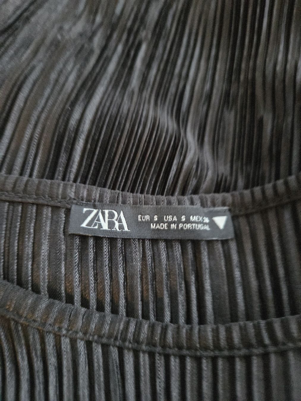 Zara Top: schönes Top Zara – Nuovo (secondo la descrizione) da Wiesendangen venduto da Sinhuk 1