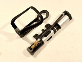 BETO Flaschenhalter Pumpe mit Manometer + F. Halter / 2602