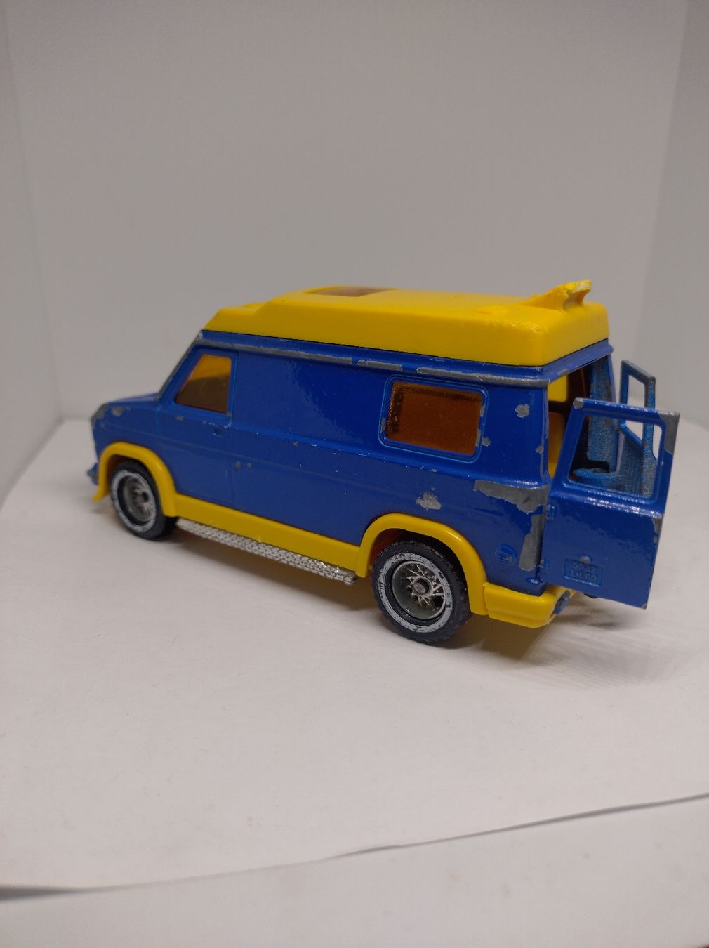 Majorette Modellini d'auto: Majorette, US Van 1/36 – Usato da La Chaux-de-Fonds venduto da Pierrot8404 4