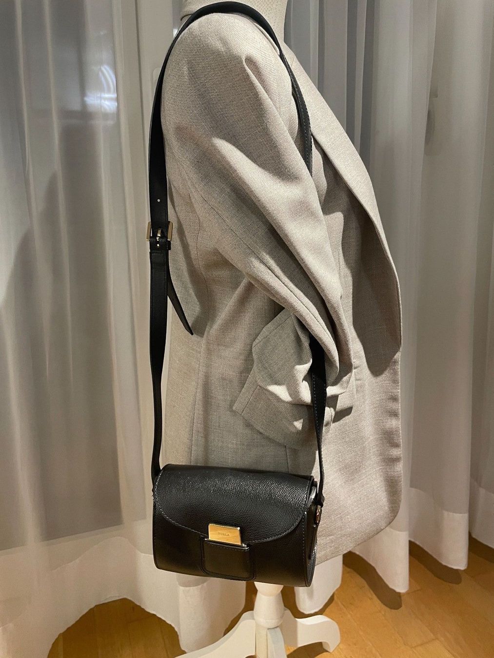 Furla Borse da donna: Furla Handtasche schwarz – Usato da Basel venduto da Elif2705