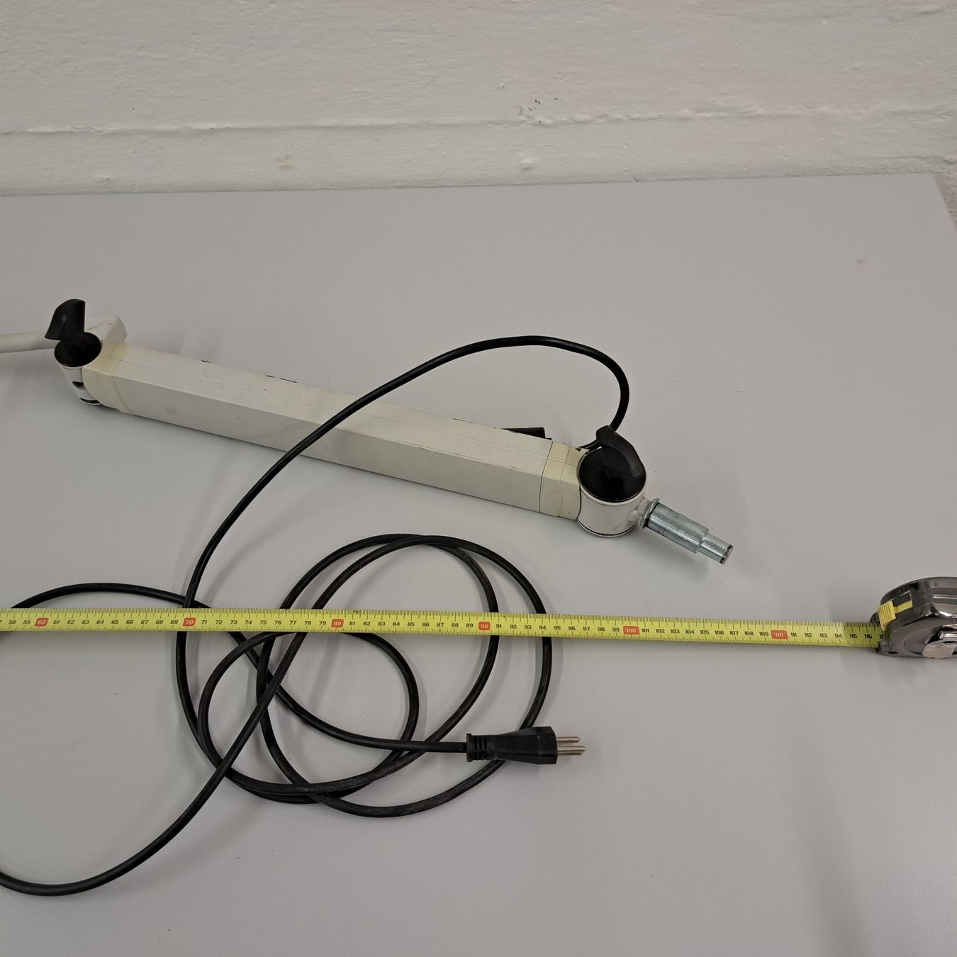 Elektrotechnik: Waldmann Lupenleuchte Arbeitsleuchte Lampe mit Lupe – Gebraucht aus Belp von  4