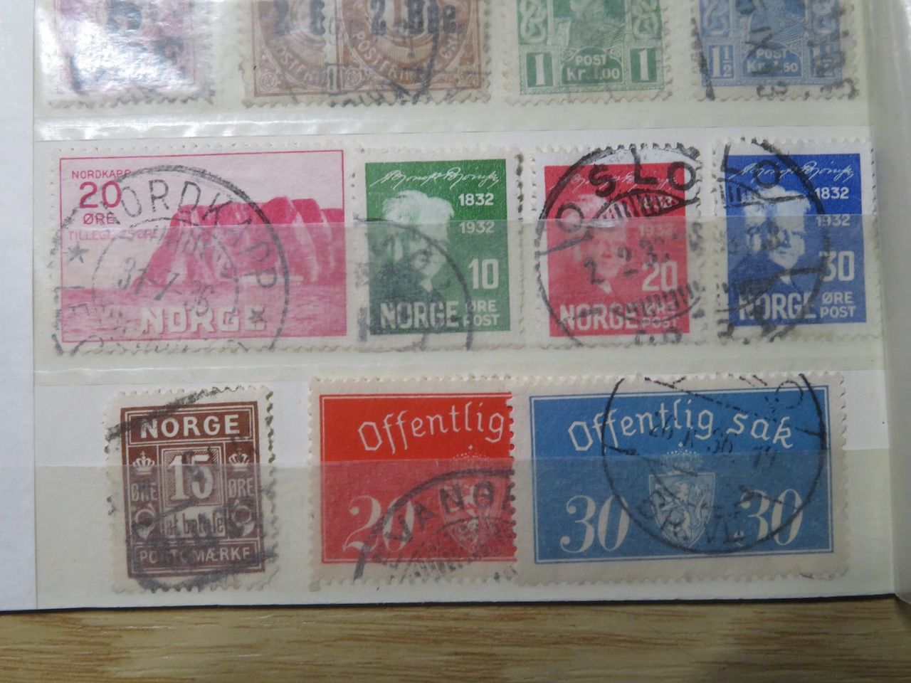 Alle Briefmarken: Norwegen ab uralt auf einer Doppelsteckkarte – Gebraucht aus Spreitenbach von heitersberg54 9