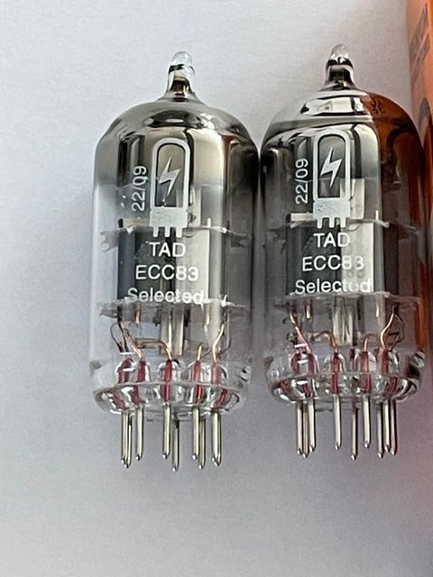Tube Amp Doctor Verstärker: TAD ECC83 - PREMIUM SELECTED - 2 STÜCK - NEU! – Neu und originalverpackt aus Fahrwangen von Swirl2 2