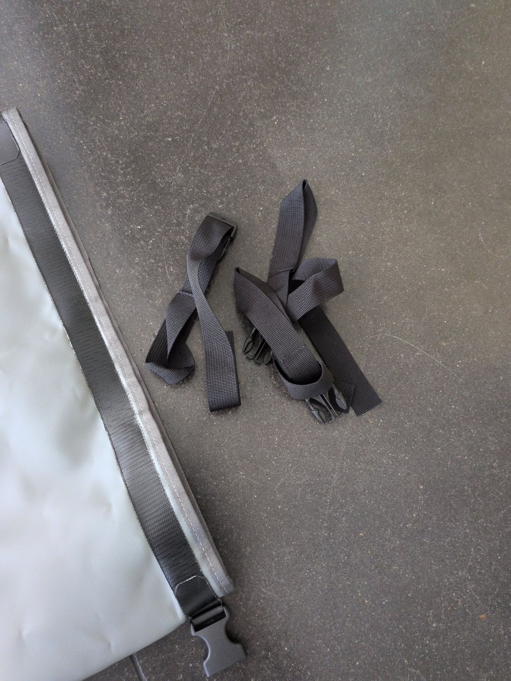 Borse: Giant Loop Rolltasche Wasserdicht Grau/Schwarz – Nuovo (secondo la descrizione) da Obbürgen venduto da marg1ch 2