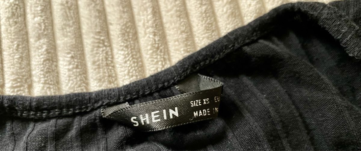 Shein Pullover & Sweatshirts: Shein Boho Top Pullover Sweatshirt Oberteil Schwarz XS 34 – Gebraucht aus Langnau am Albis von cynthia.jolene 3