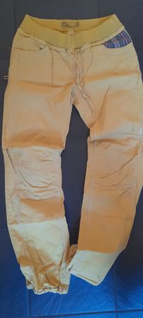 Kletter/Boulder Hose Prana gelb mit Muster an Gesässtasche G
