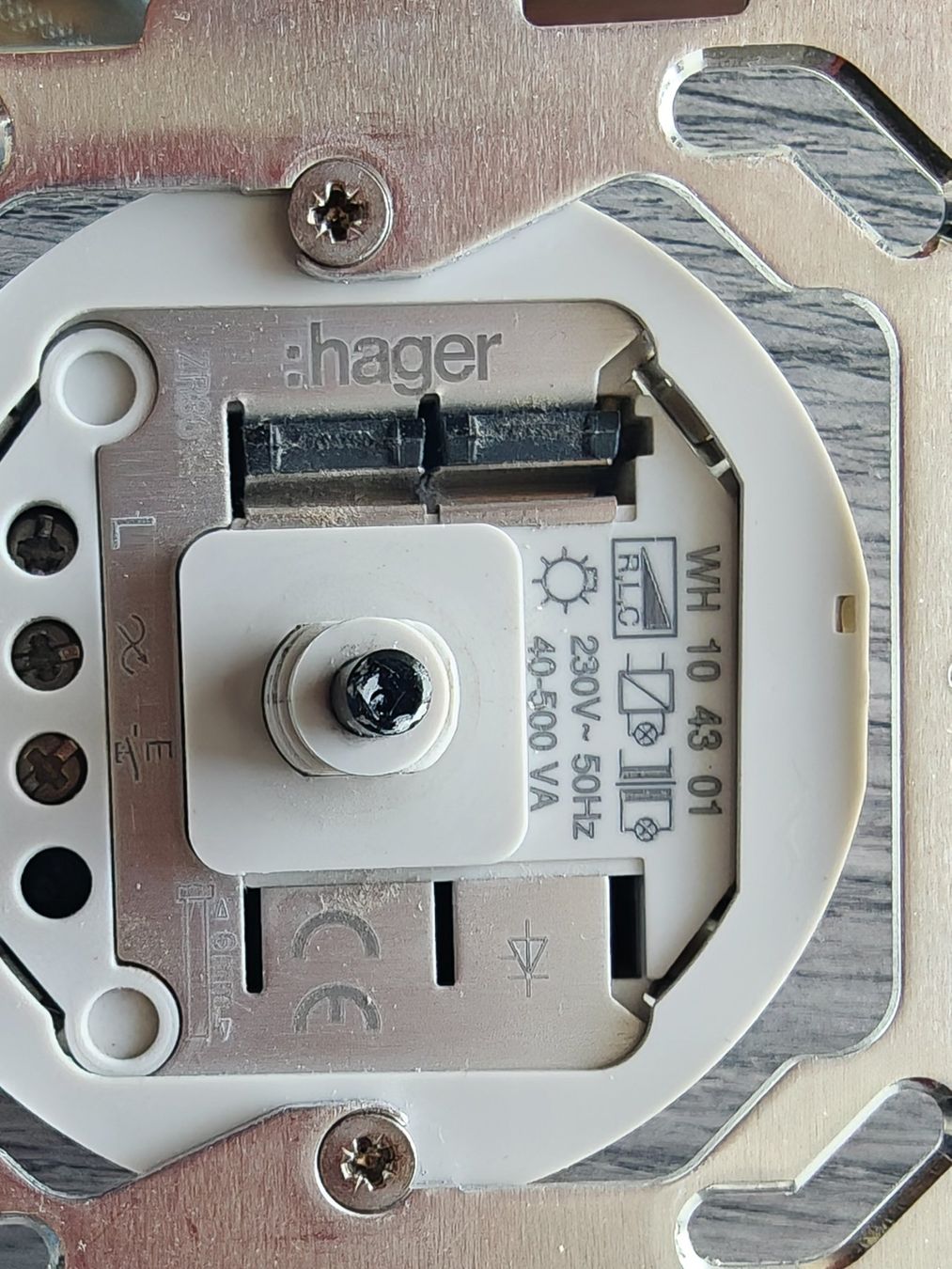 Hager Schalter: Hager Dimmer WH 10 43 01 – Gebraucht aus Zürich von m00ds 3