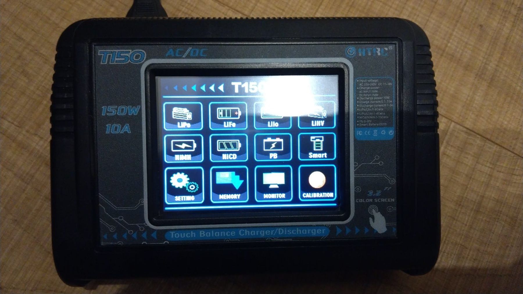 Batterie, Caricabatterie & Alimentatori: HTRC Single Channel 10A Charger GRATIS VERSAND – Nuovo (secondo la descrizione) da Freienbach venduto da Rwelli