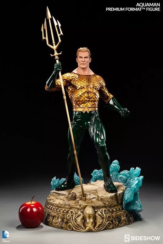 Statuette: Sideshow DC Comics Statue Premium Format Aquaman 1/4 – Usato da Oberentfelden venduto da FiguresAndGamesPlace