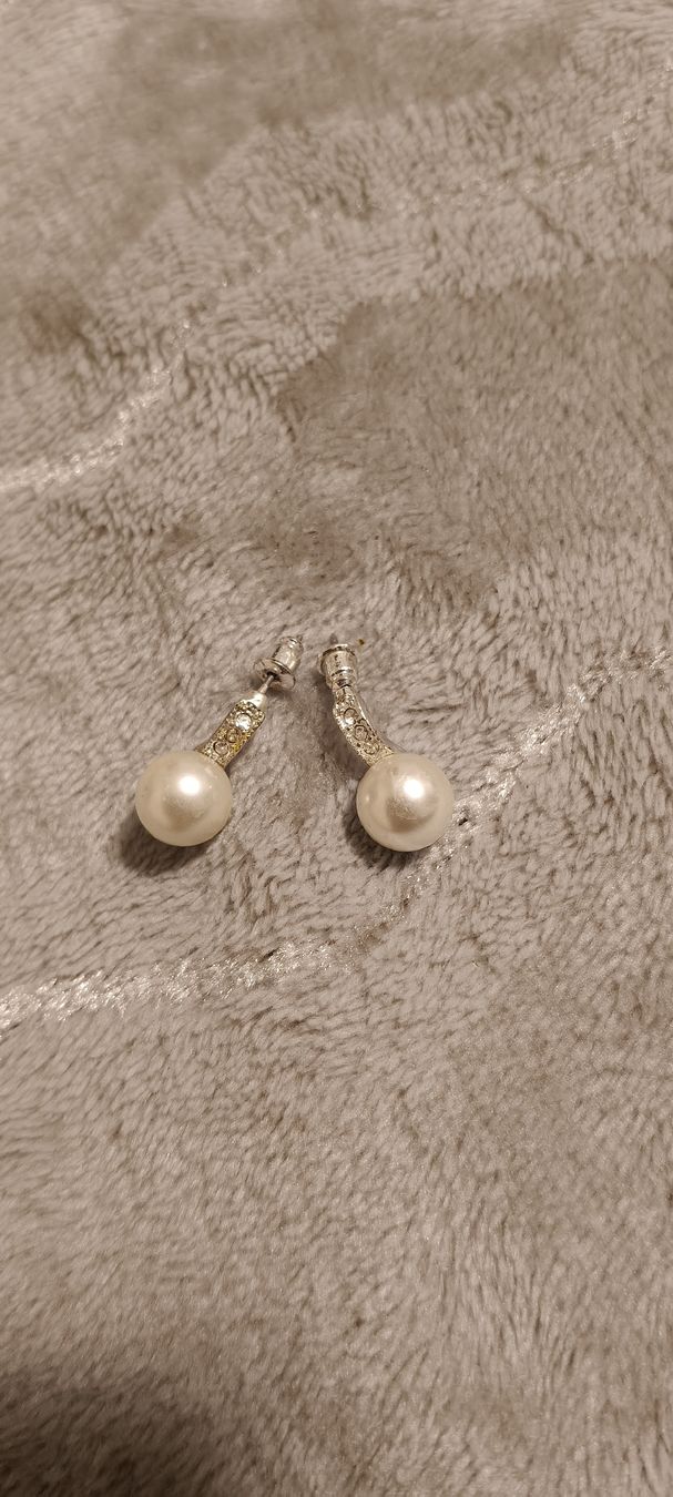 Boucles d'oreille: Ohrstecker Perlen und Schmucksteine  – D'occasion à Meisterschwanden par dan_2qpv 1
