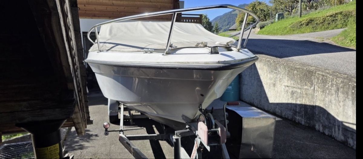 Jeanneau Barche: À vendre bateau + remorque  – Usato da Collombey venduto da tugach 2