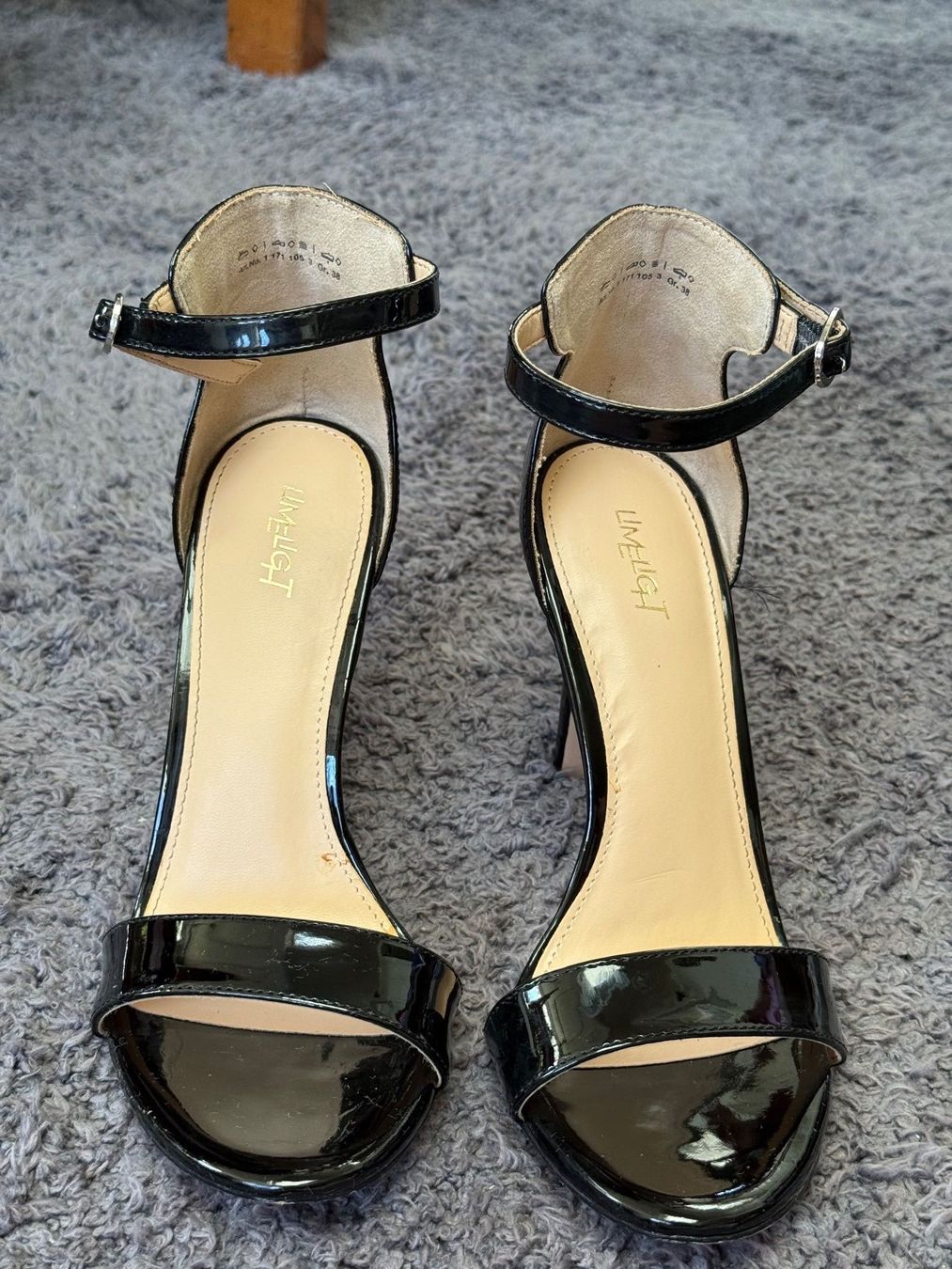 Scarpe da donna: Chaussures à talons noirs – Usato da Prez-vers-Siviriez venduto da mar_n29z 1