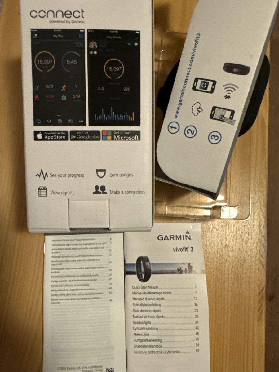 Garmin Smartwatch: Garmin vivofit3 activity Tracker  – Neuf avec emballage d'origine à La Cibourg par rangiroa98 2