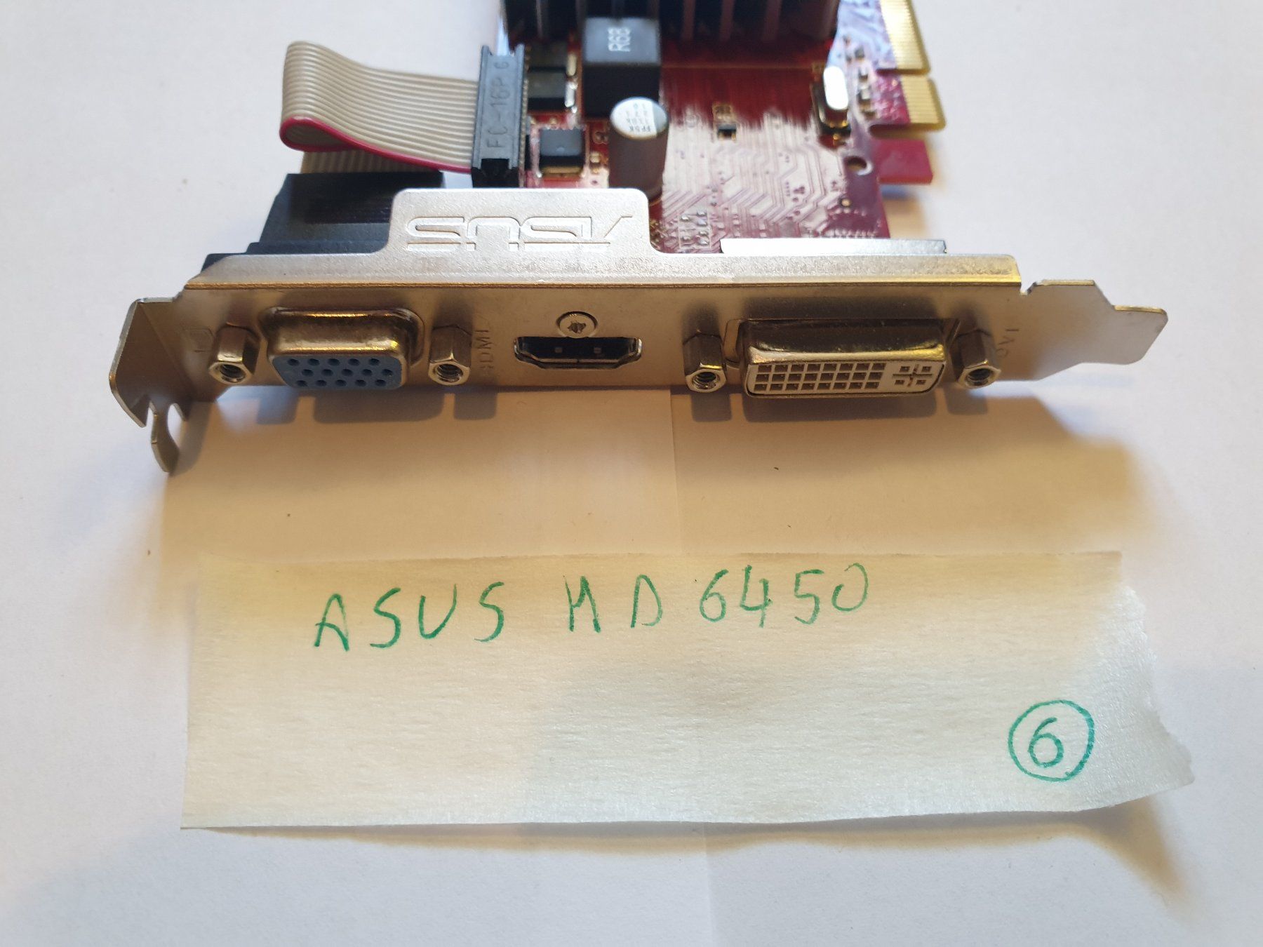 Asus Schede grafiche: Carte Graphique Asus HD 6450 Silent – Usato da Moudon venduto da Triscele9 2