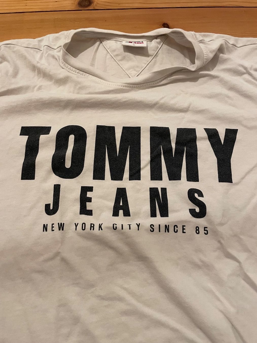 Tommy Hilfiger T-shirt: Tommy Hilfiger T-Shirt XL – Usato da Winterthur venduto da cheerio97 2