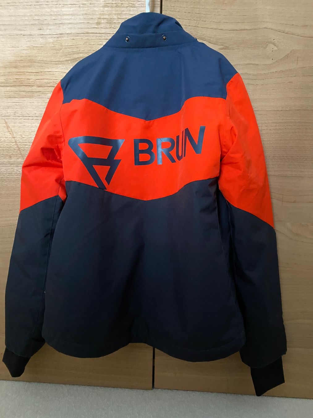 Brunotti Giacche: Skijacke Brunotti Gr. 152 – Usato da Schwarzenbach SG venduto da roto06 2