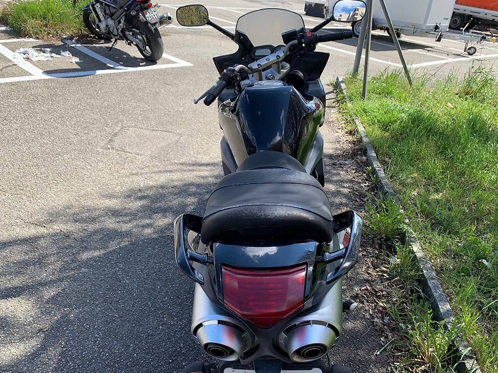 Strada: Moto Yamaha FZ6S ABS – Usato da Lausanne venduto da pat_7crs 4