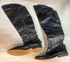 Damen Stiefel schwarz Leder mit Schnallen guter Zustand