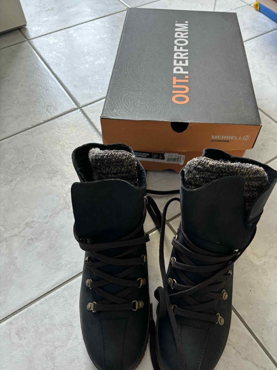 Scarpe da donna: Merrell Eventyr Ridge Waterproof boots – Nuovo e nell'imballaggio originale da Zürich venduto da mar_f9vq