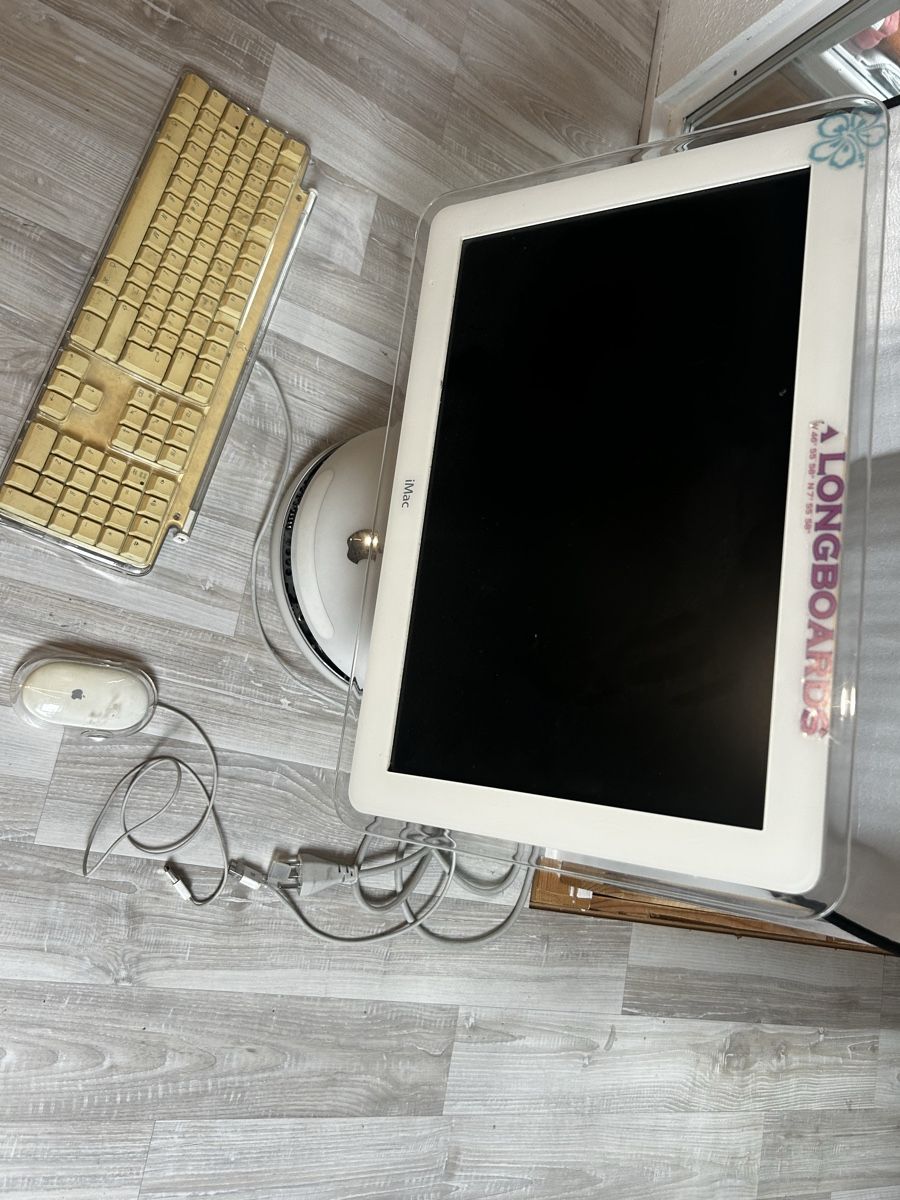 Apple PCs: I Mac – Défectueux à Moosseedorf par Adrianch 2