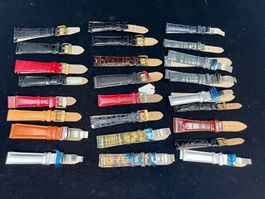 Givenchy lot de 25 bracelets en cuir