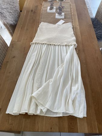 Zara beige rock . Gr. m. Neu mit Etikett 