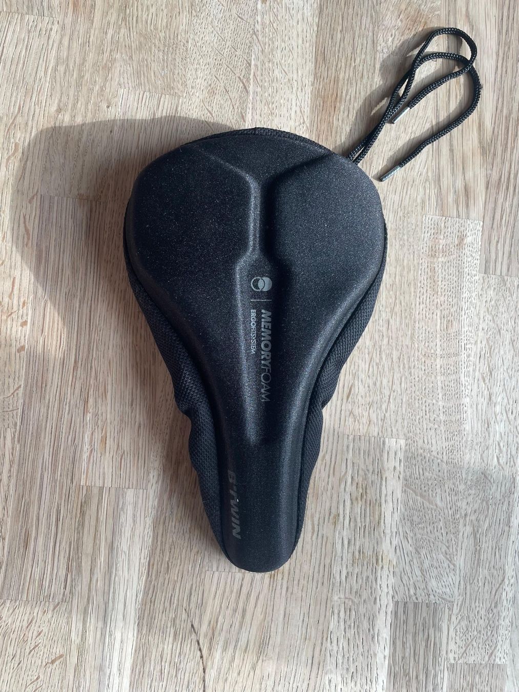 Decathlon Ersatzteile: Sattelbezug Memoryfoam B'Twin – Gebraucht aus Zürich von Heinrich520