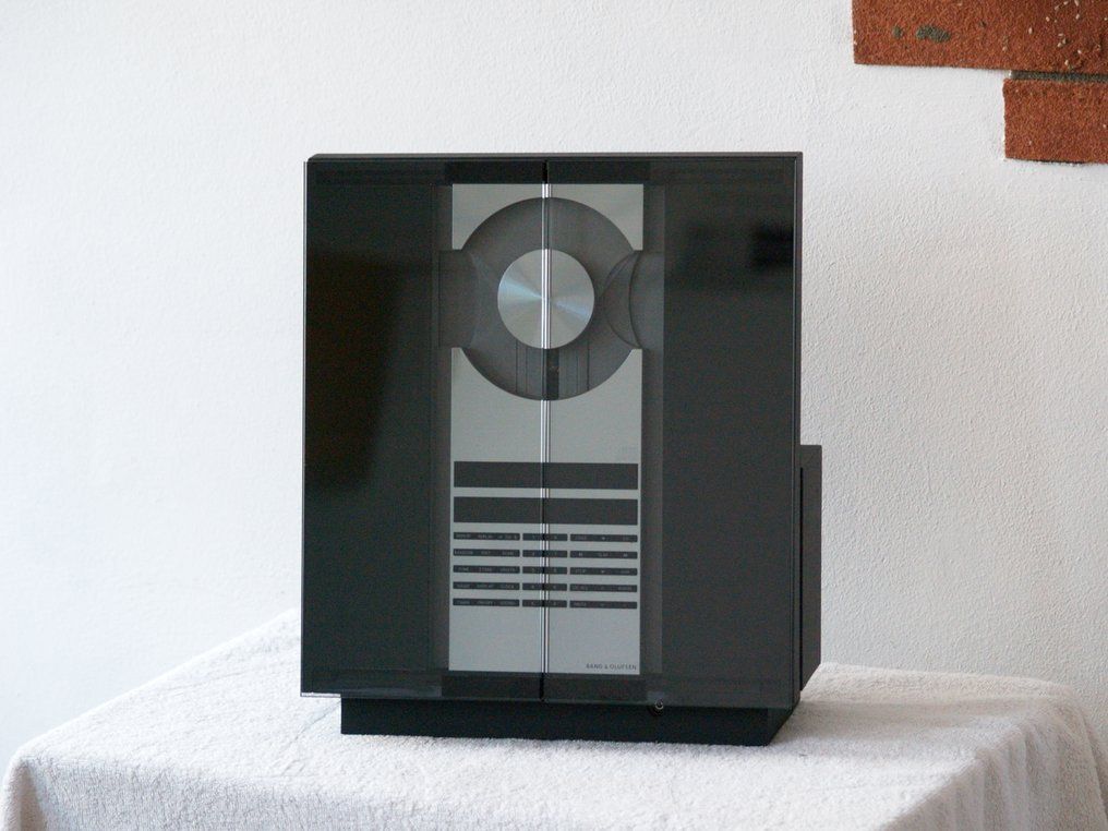 Bang & Olufsen Televisori: Bang & Olufsen Avant 32" silber – Usato da Würenlingen venduto da Schneiderhifi 5