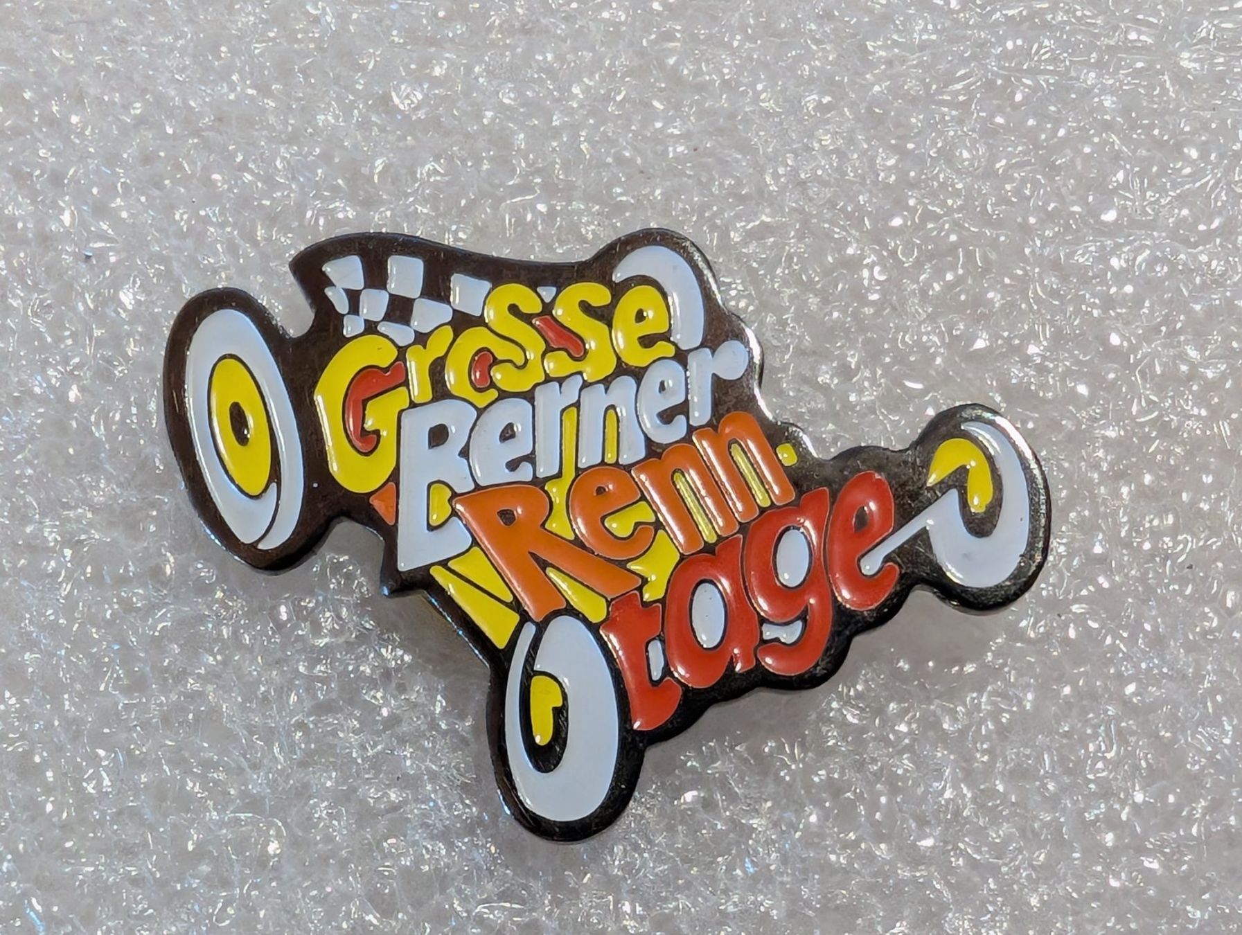 Plaketten & Abzeichen: Ansteckpin 270: Berner Renntage – Gebraucht aus Oppligen von Pin-Fall-Shop