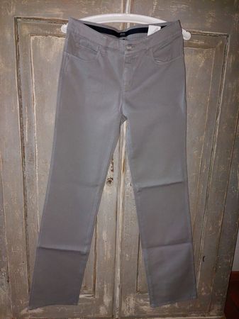 Armani Collezioni . J70 regular high straight grau 28