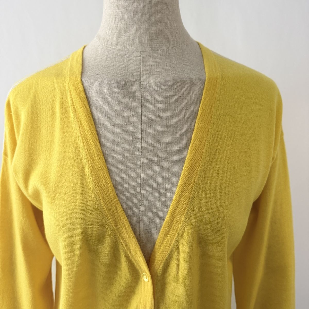 Akris Maglioni & Felpe: AKRIS Cashmere & Silk Cardigan – Nuovo (secondo la descrizione) da Emmen venduto da Avviivva_Com2023 1