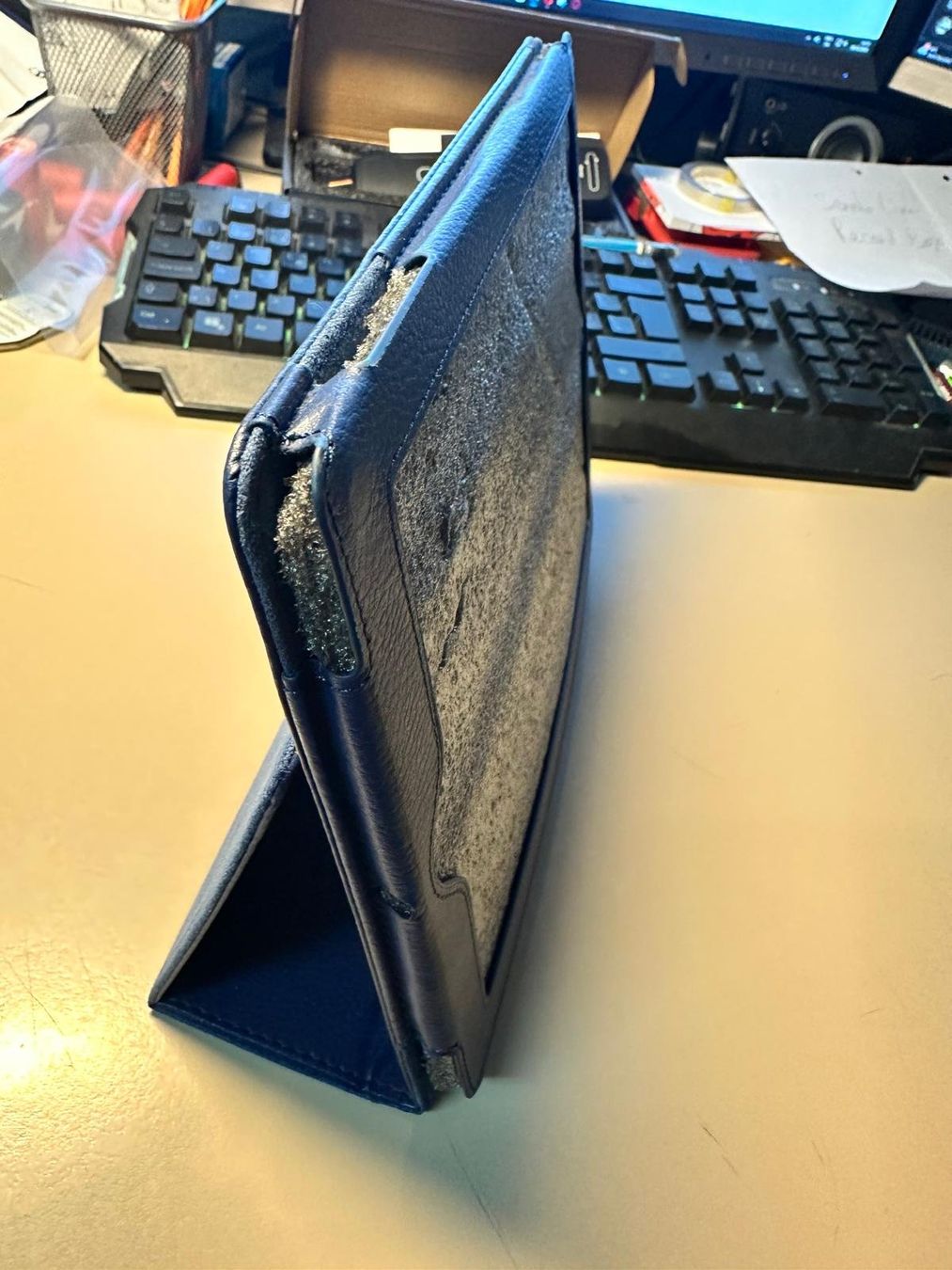 Apple Covers & Borse: Originalverpackte Tablet-Hülle "For the Case" - Neu! 2 GEN. – Nuovo (secondo la descrizione) da thörishaus venduto da kukuk11 3