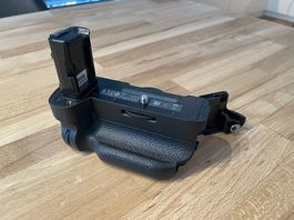 Sony - Hochformat_Griff mit 2 Akku-Fächer