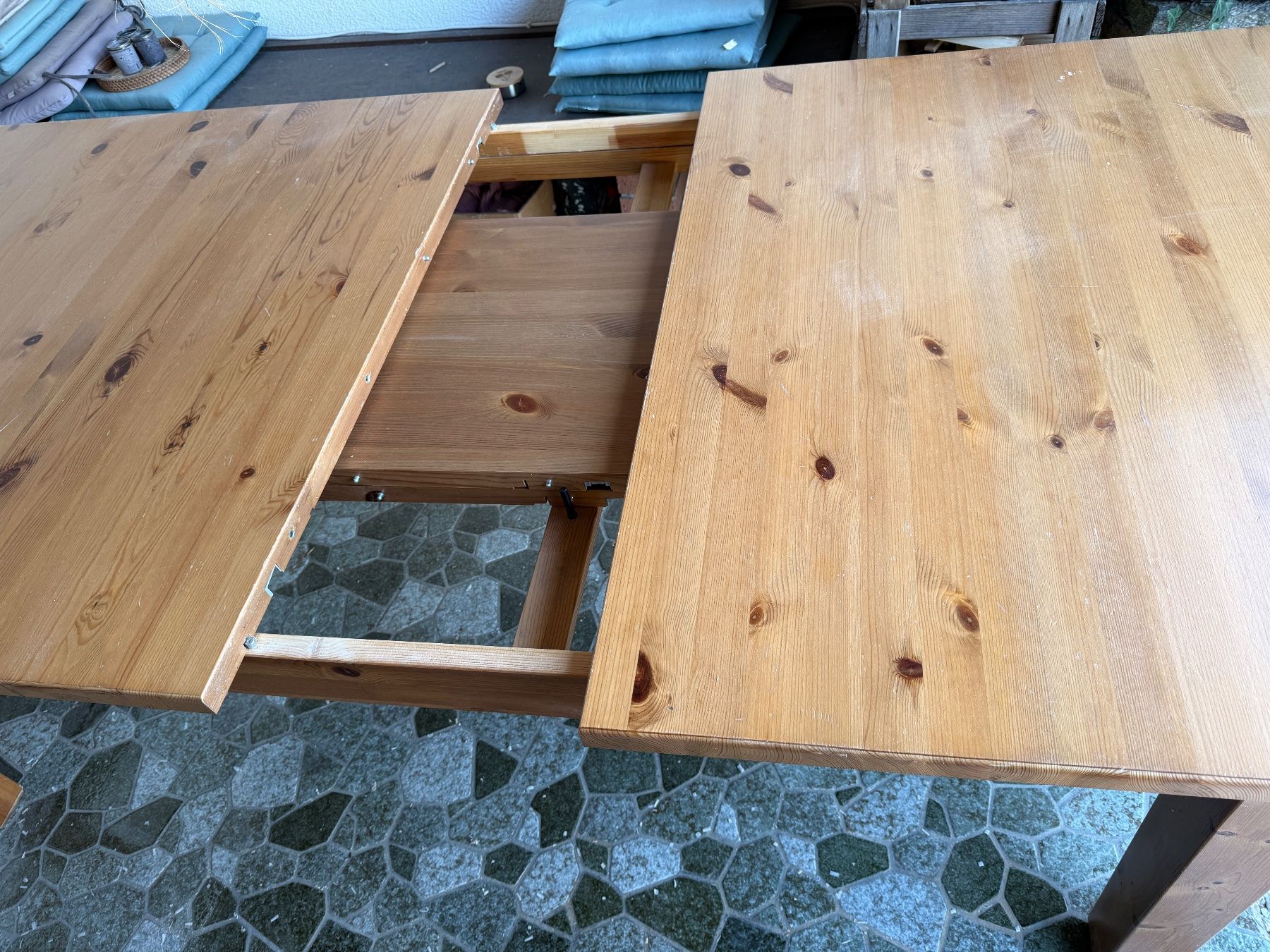 Ikea Tables: Esstisch Ikea Holz – D'occasion à Gelterkinden par Vanillasky66 2