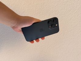 Smartphone Apple iPhone 16 Pro Titan schwarz