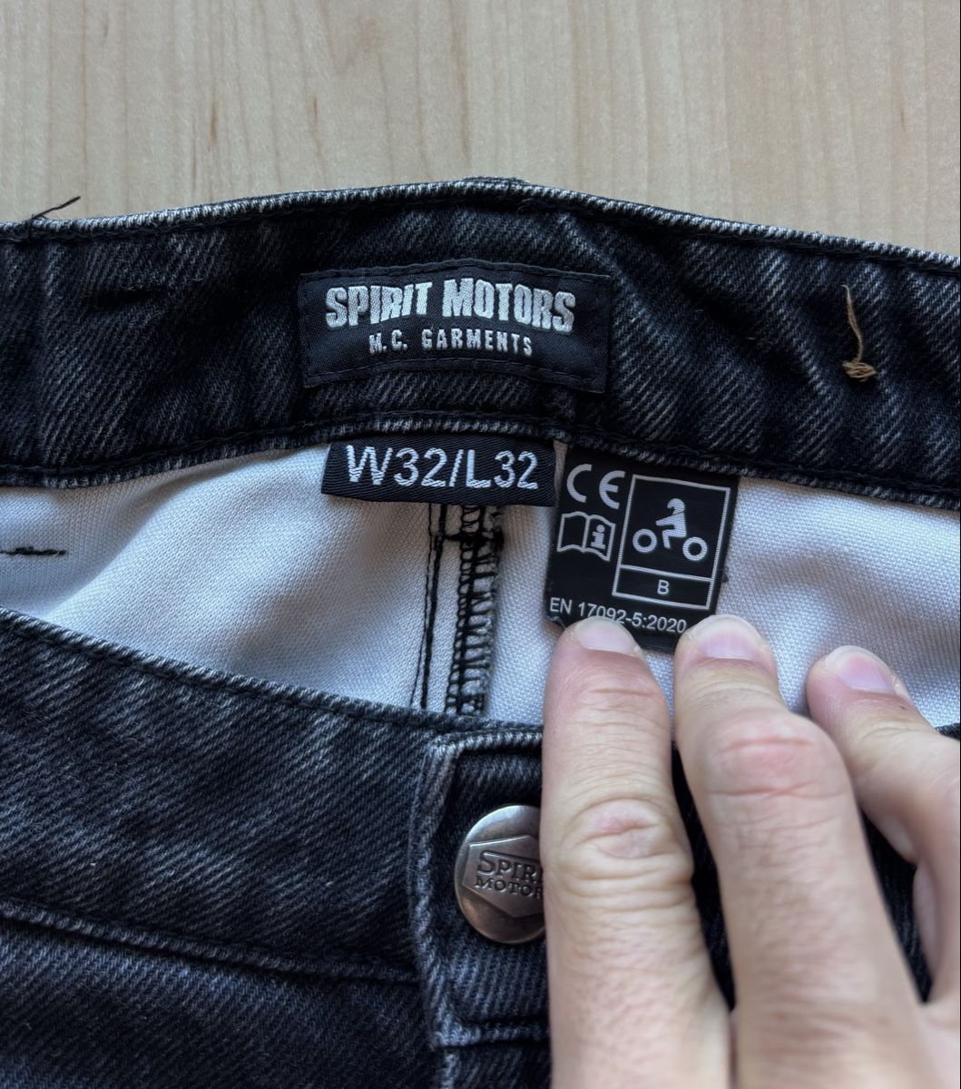 Jeans: Jean moto 32x32 – Usato da Denens venduto da RomainSecondeMain 2