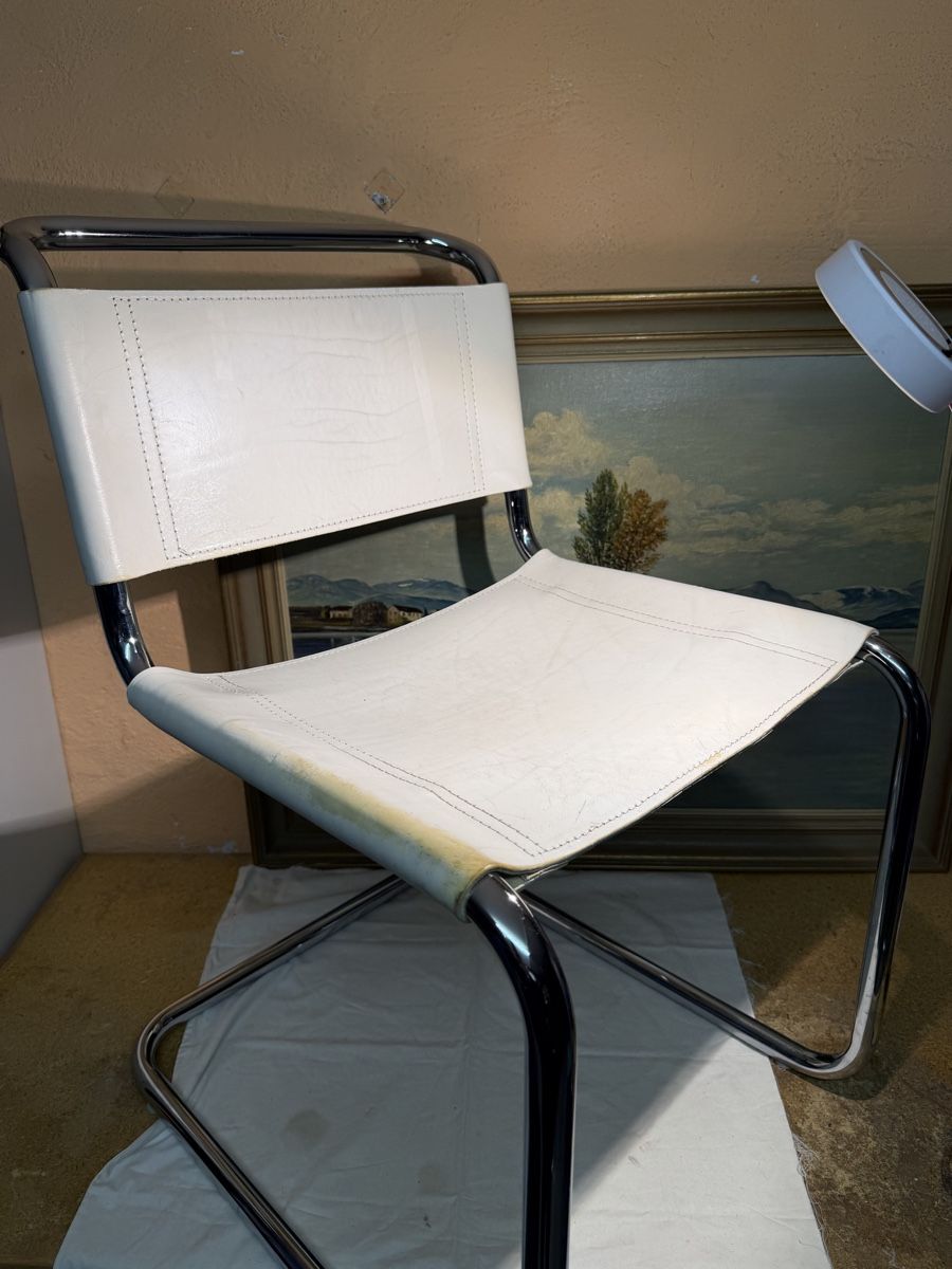 Sedie: Freischwinger Stuhl, Leder weiss, Chromgestell – Usato da dietikon venduto da fernando011