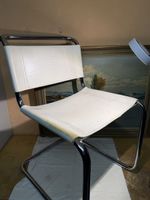 Freischwinger Stuhl, Leder weiss, Chromgestell