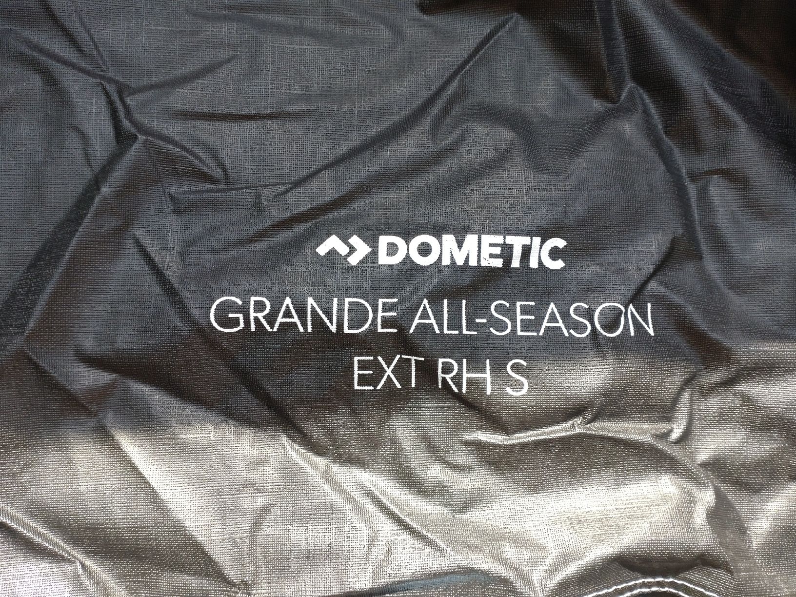 Dometic Verande & Tende da sole: DOMETIC GRANDE ALL SEASON EXT RH S – Nuovo (secondo la descrizione) da Rüschegg-Heubach venduto da joy_xqd9 9