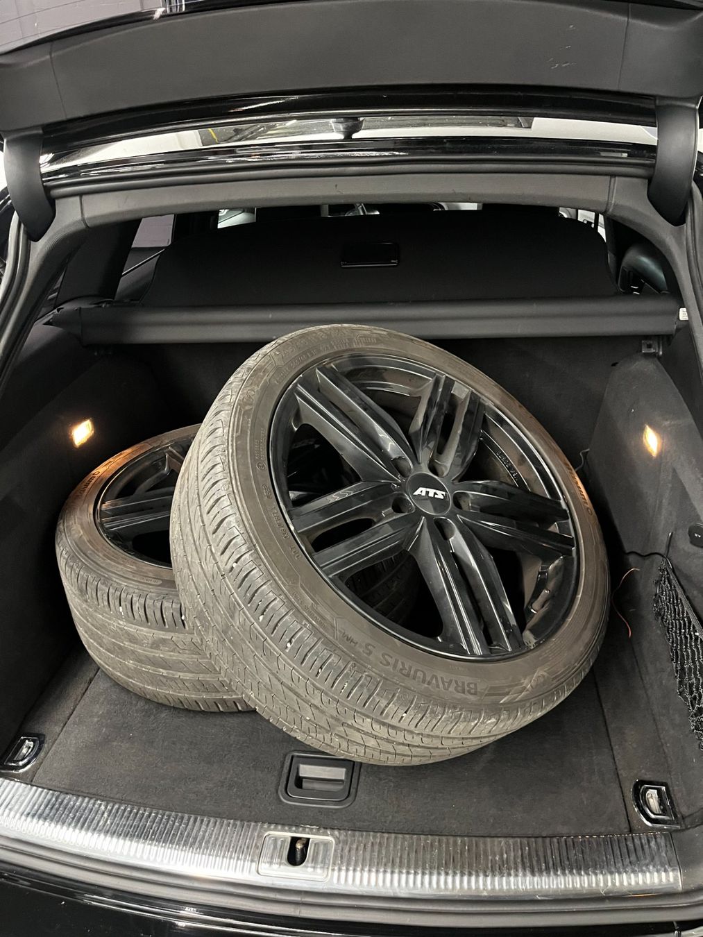 Audi Autos: AUDI S4 Handschalter kombi – D'occasion à Zürich par TOP_KAUF 9