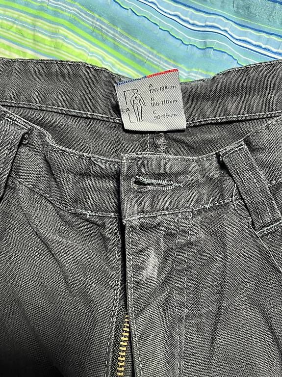 Jeans: Kurze Hose Gr. 54 für Worker – Usato da Nottwil venduto da Frontal 1