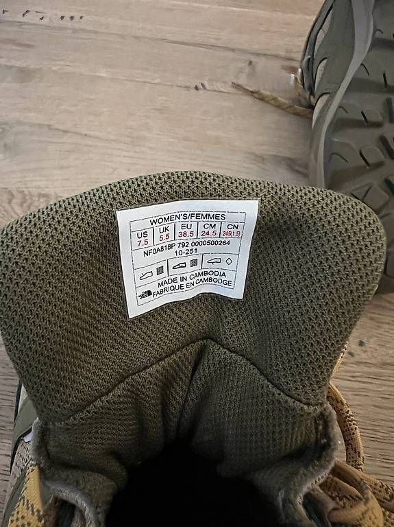 Damenschuhe: North Face Wanderschuhe Damen 38.5 – Neu und originalverpackt aus Zürich von v.rahel 3