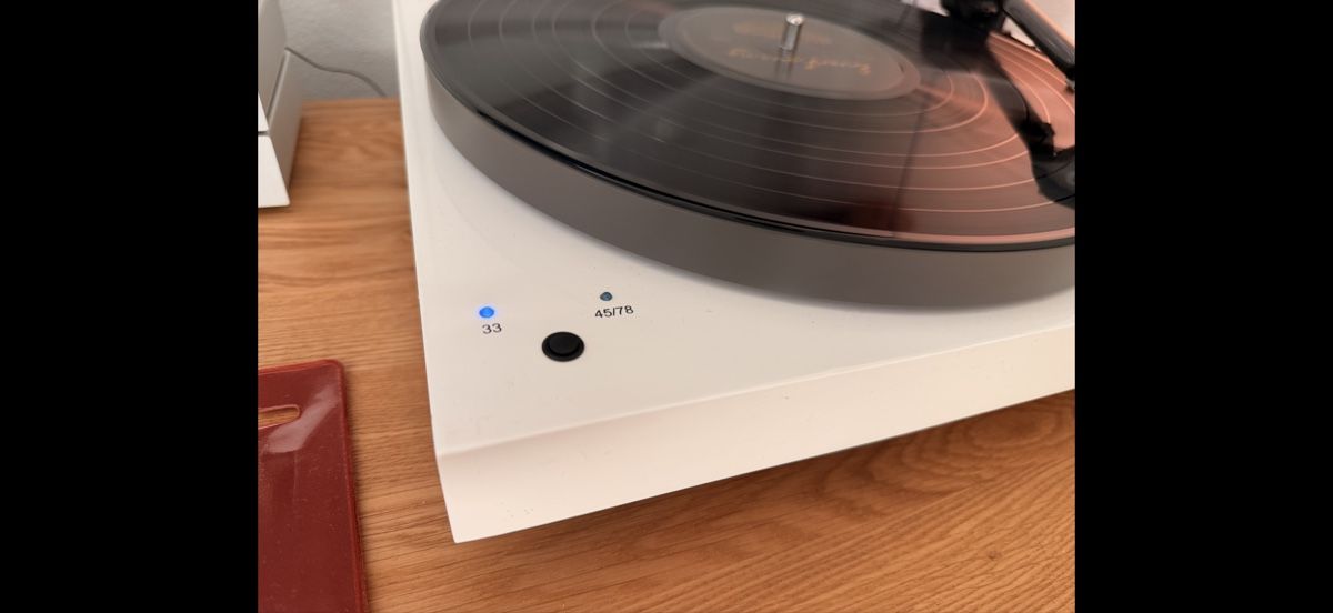 Project X1 Plattenspieler (Gebraucht) in Schwanden GL für CHF 349 – nur ...