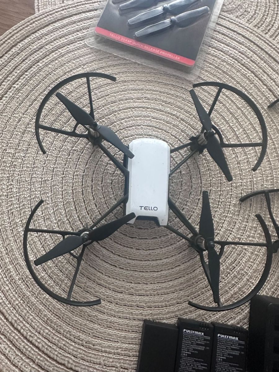 DJI Modellismo RC: Drohne Tello wie NEU – Usato da Bad Zurzach venduto da Ramponi01 1